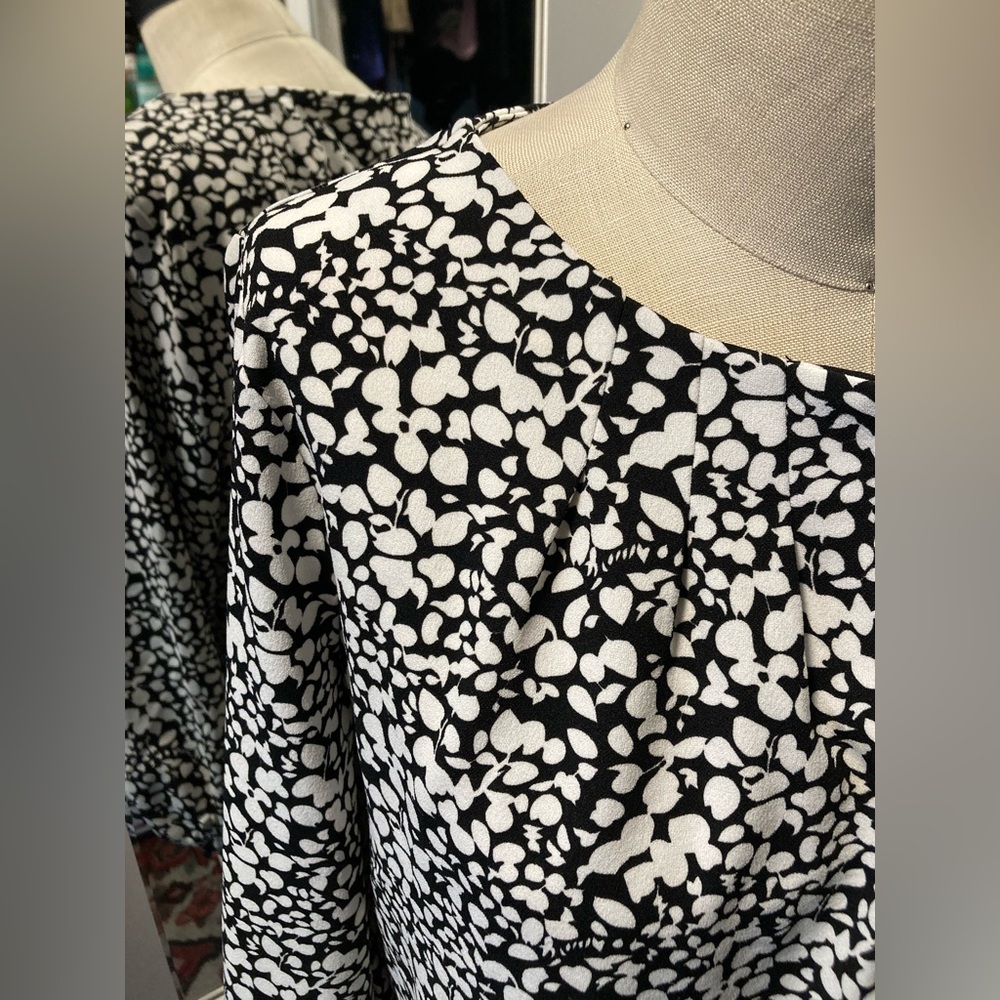 Talbots Black and White Patterned 3/4 Sleeve Women's Top, Size Large - Picture 3 of 11
